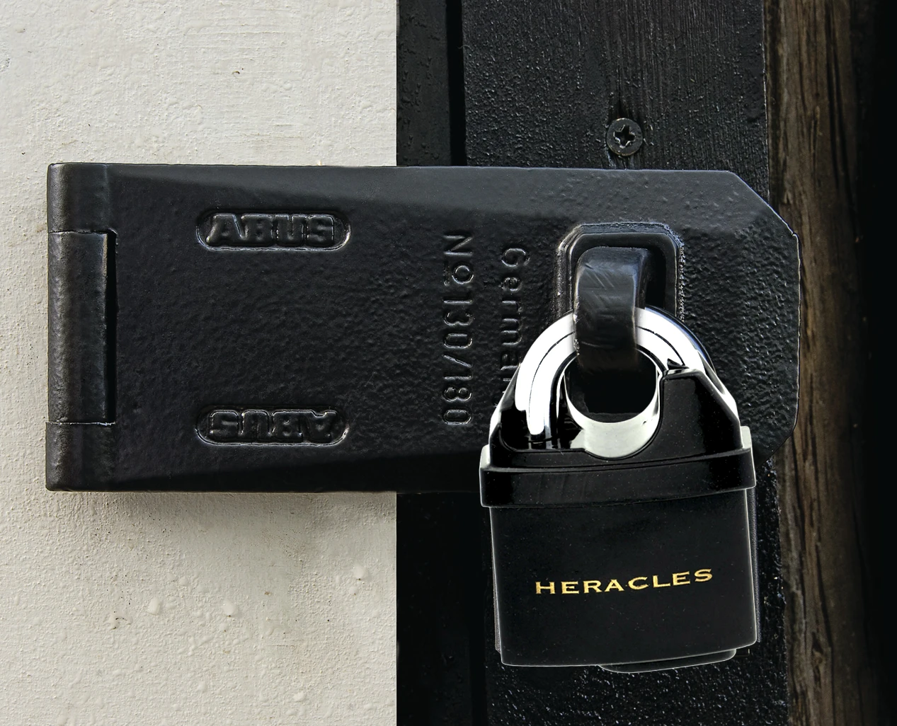 porte cadenas avec cadenas heracles vulcain